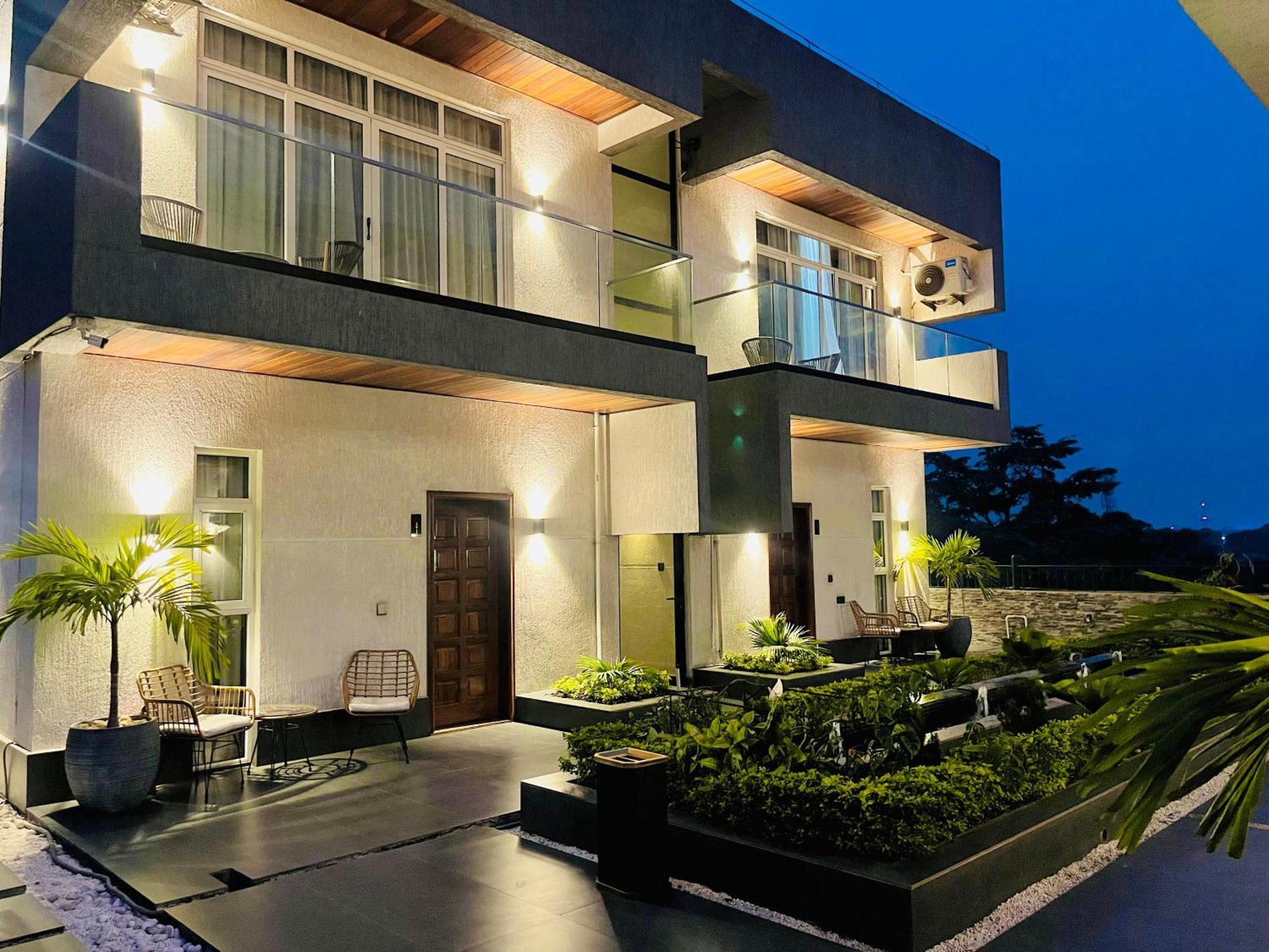 H&H Hotel Kinshasa Exterior photo