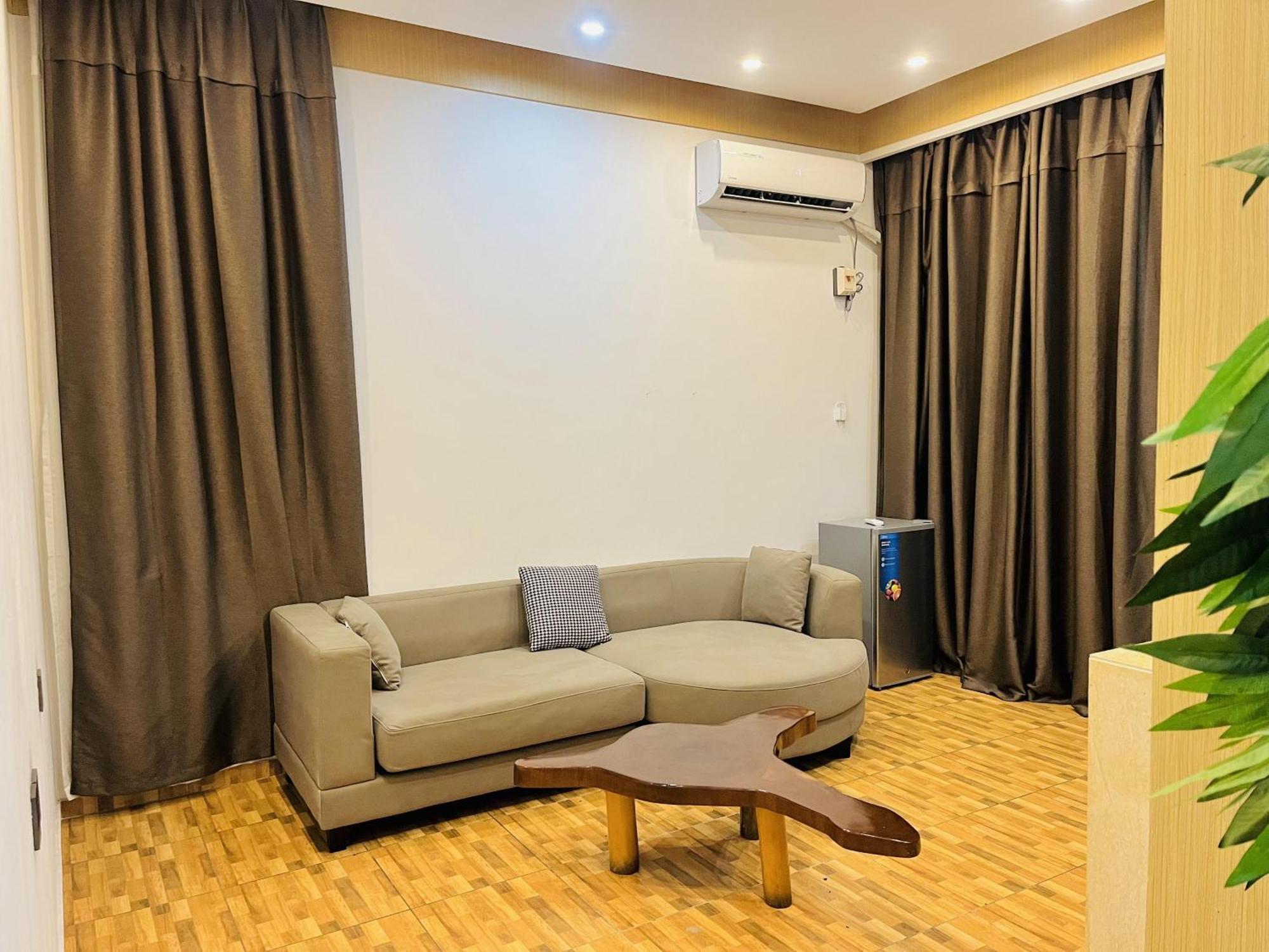 H&H Hotel Kinshasa Exterior photo